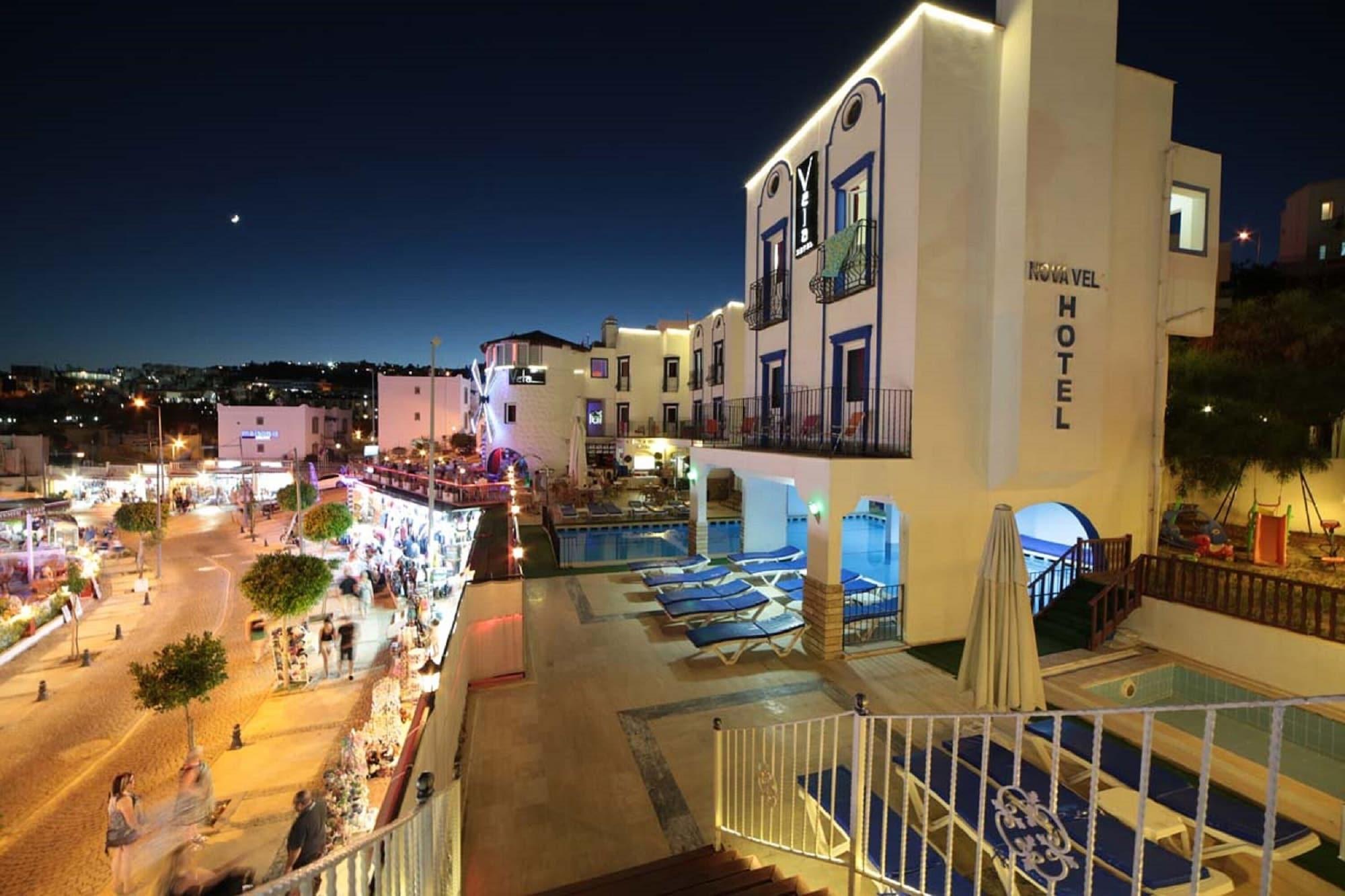 Sky Vela Hotel & Suites غومْبيت المظهر الخارجي الصورة