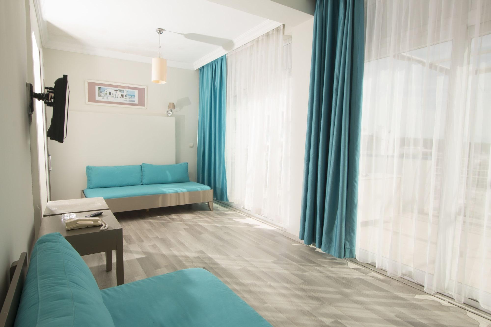 Sky Vela Hotel & Suites غومْبيت المظهر الخارجي الصورة