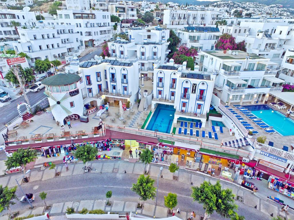 Sky Vela Hotel & Suites غومْبيت المظهر الخارجي الصورة
